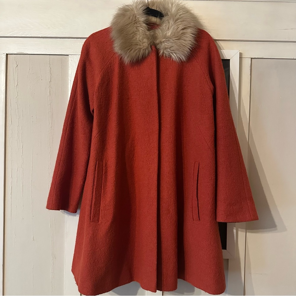 Red Rust Vintage Style Coat with Faux Fur Collar NWOT size 6